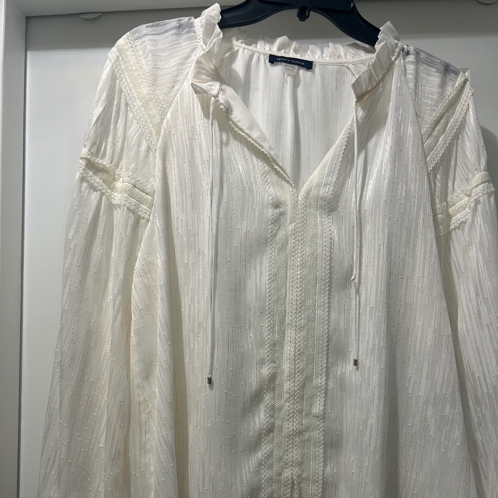 Tommy Hilfiger Cream, Long Sl Peasant blouse w Gold metallic  threads Sz M, NWT